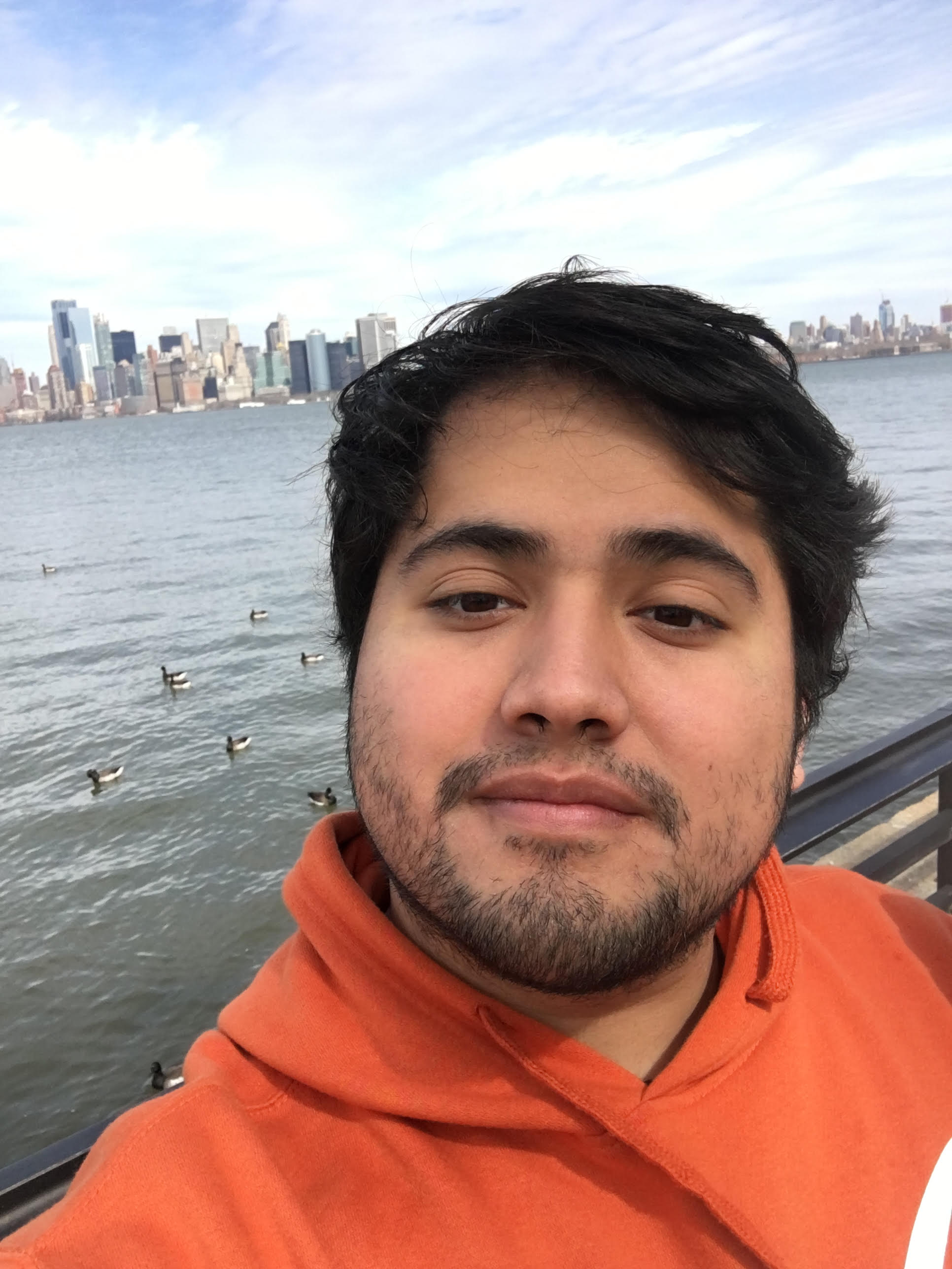 Profile picture of Luke Luna