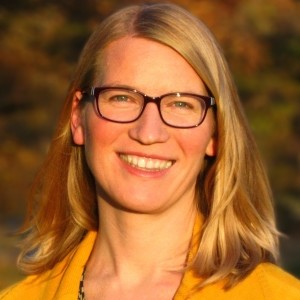 Profile picture of Risa Applegarth