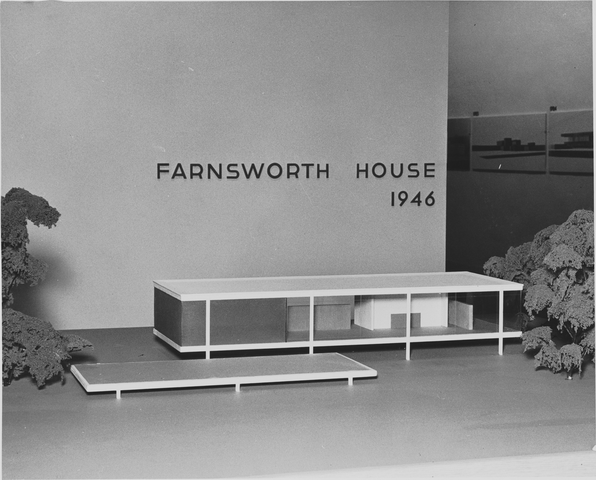 MoMA model of Farnsworth House