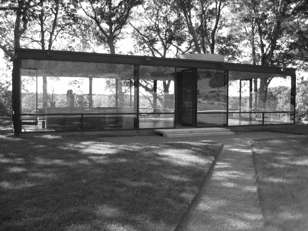 SMDreller Glass House