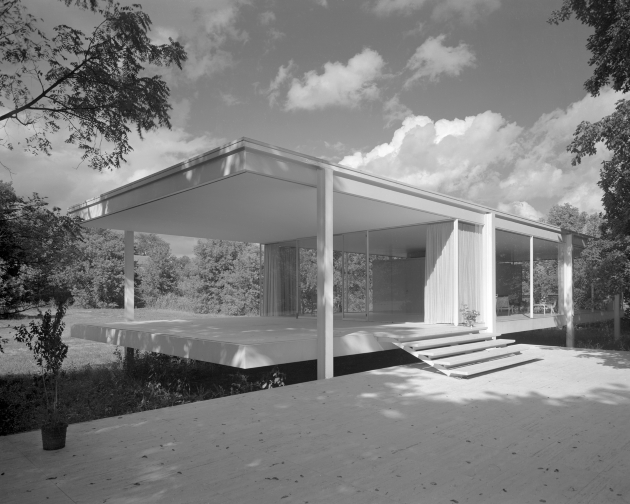 1951 full porch view HB